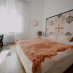Apartman Space Age