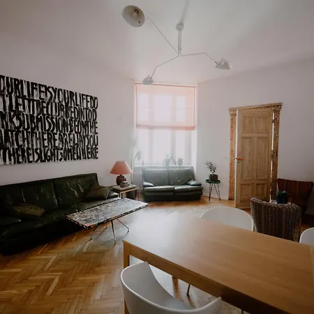 Apartment Space Age Lodz