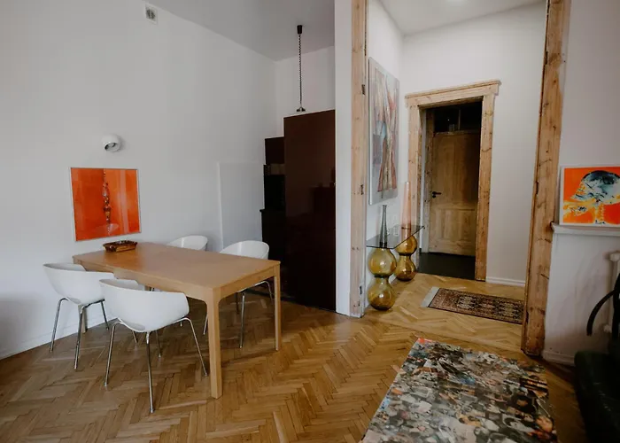 Space Age * وودج